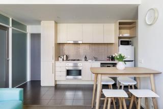 Inspiration Station - An Iconic Designer Pad - Melbourne - 3