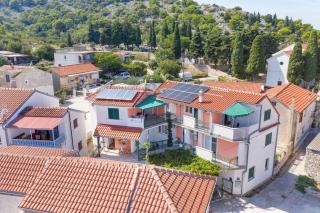 Apartments by the sea Tisno, Murter - 21657 - Tisno - 9