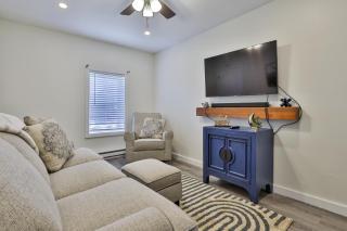 M20 Rentals Modern Apartment 2bd 1ba Centrally Located Salem, NH - 8