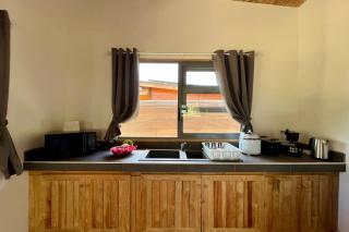 Fare Tau Otaha - Comfy cabin w Private Beach Access - Haapiti - 5