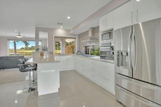 Overlooking the Black Bull Golf Course - Yarrawonga - 7