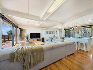 Hogan's Lakehouse - Yarrawonga - 7