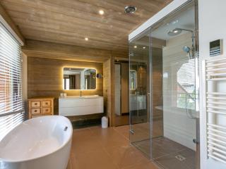 Appartement de prestige avec cheminée, balcon et wifi à Val-d'Isère - FR-1-694-320 - Val dʼIsère - 2