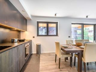 Bel appartement avec wifi, garage, cheminée et grande terrasse au pied des pistes à Val-d'Isère - FR-1-694-325 - 3
