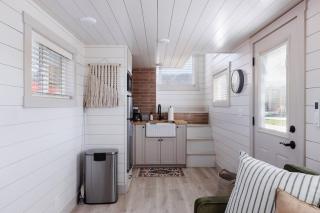 Convient tiny home private deck - Apple Valley - 7