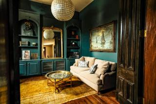 Henrie House I Luxury 4BR Downtown Historic Gem with Library & Patio - Nashville - 0