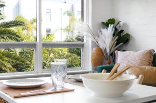 Ray's Place by the Riverside - 6