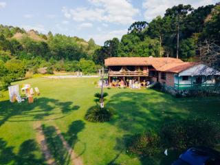 Chácara de lazer e eventos a 30 km de Curitiba, PISCINA, CHURRASQUEIRA, LAREIRA, 5 quartos Casa de 380m2 em 22 alqueires na natureza preservada - Quatro Barras - 7