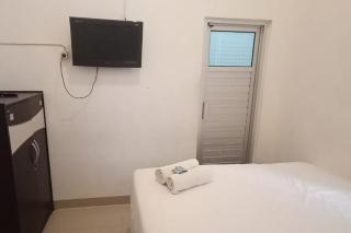 RedDoorz Syariah at Galliano Homestay Bukittinggi - Bukittinggi - 7