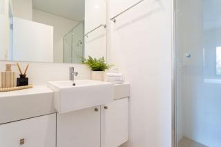 Dunn Bay Apartment 6 I Private Properties - 3