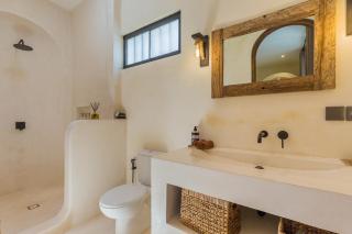 VILLA SALEYA with JACUZZI - Canggu - 1