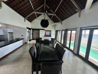 Villa Pantai - Montongbuwoh - 6