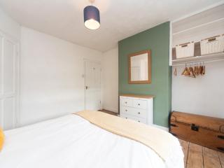 Pass the Keys A Bright Spacious Home With Free Parking - Surbiton - 4