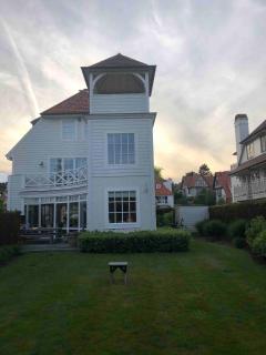 High end Villa in the hart of Knokke Zoute close to the beach and shoping area - Knokke-Heist - 7
