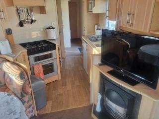 TP43 3 BED CARAVAN . GOLDEN PALM CHAPEL ST LEONARDS - Chapel St. Leonards - 4