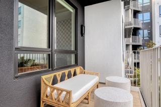 University Heights 1br w courtyard nr dining SAN-25 - 4