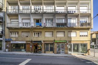 WHome SC996 in Top Location 3-Bed Perfect to explore Porto - Oporto - 3
