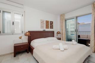 Stunning penthouse with sea views and private parking in Puerto Banús - Marbella - 5