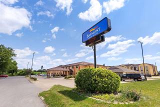 Baymont by Wyndham Waterloo - Waterloo - 8