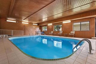 Baymont by Wyndham Waterloo - Waterloo - 2