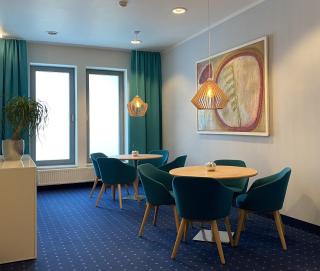 Hotel Stadthafen Stade - 2