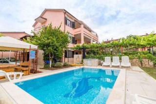 Apartment Pula 8 - Pula - 0