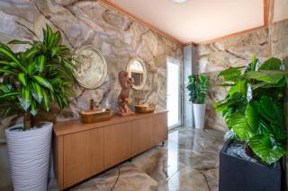 Paradice Hotel Luxury Suites-Near zorbas Beach-FREE Breakfast - 4