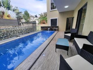 Royal Residence B2 - 2 mins to Pereybere Beach - Grand Baie - 9