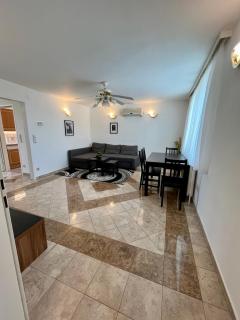 Atemberaubendes Apartment + Pool - Wenen - 6