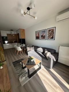 SkyTravel 27 Apartament Pileckiego Nowy Dwór Mazowiecki Airport Modlin 24H - Nowy Dwór Mazowiecki - 0