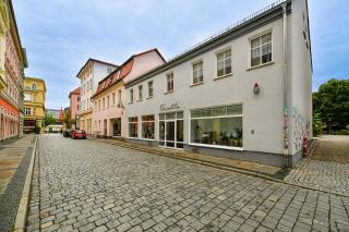 Modernes Altmarkt Apartment mit Parkplatz 4 Gäste 55qm Waschmaschine Wlan Netflix Terrasse - Cottbus - 3