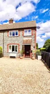 Charming North Norfolk flint cottage - Baconsthorpe - 0