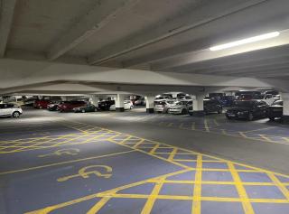Deluxe River Canal View & Free Secure Parking! - Leeds - 9