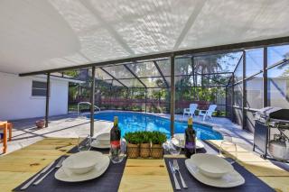 Lazy Manatee Pool Home - Bradenton - 8
