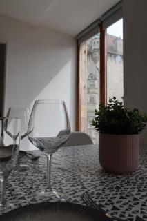 * La Tour : Vue imprenable sur la ville * - 7