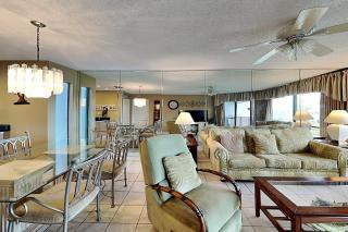 Edgewater Villa 1307 - 4