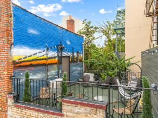 Bushwick Gem- Art Infused 2BR with Rooftop at "Tripoli Artisan Lofts" - Brooklyn - 9