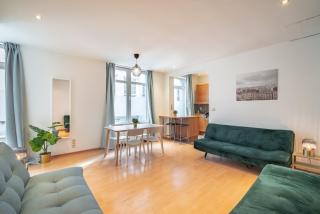 Antwerp Authentic City Center Apartments - 0