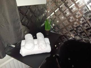 The Luxury White Suite - Charleroi - 2