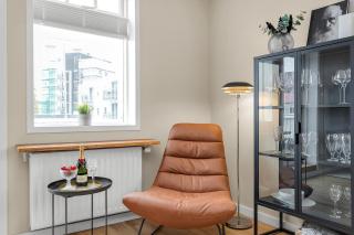 Two bedroom downtown apartment with balcony - 5