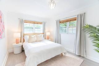 KING BED w/ Private POOL, Pool Table, Pinball, BBQ - 1