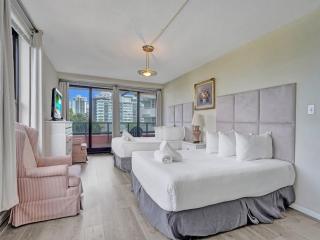 Beachfront Ocean View Condo Beach Service 520 - 5