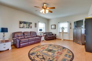 Cozy Fort Cobb Home Rental Near Lake Access! - - 6