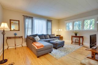Cozy Westcott Home about half Mi to Syracuse Campus! - Syracuse - 0