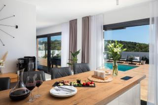 Luxury villa Indigo with swimming pool, sauna and jacuzzi in Kanica - Rogoznica - Sevid - 9