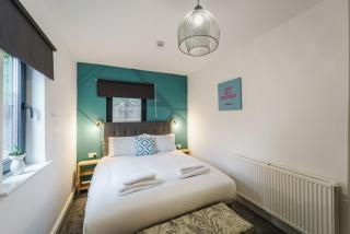 Deluxe Studio Apartments - 1