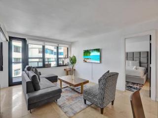 Luxury Ocean View Condo Beach and Resort 1216 - Miami Beach - 6