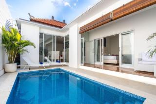 Luxury minimalist villa Nobu in Seminyak - Seminyak - 5