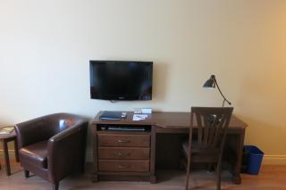 Days Inn by Wyndham Levis - 5
