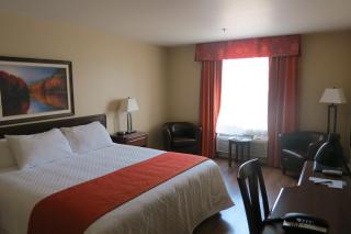 Days Inn by Wyndham Levis - 3
